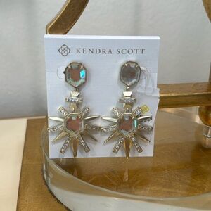 NWT Allie Colorbar Earring in dichroic glass